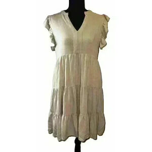 Mint Julep Shop‎ the Mint Ivory Tiered Dress Size Medium